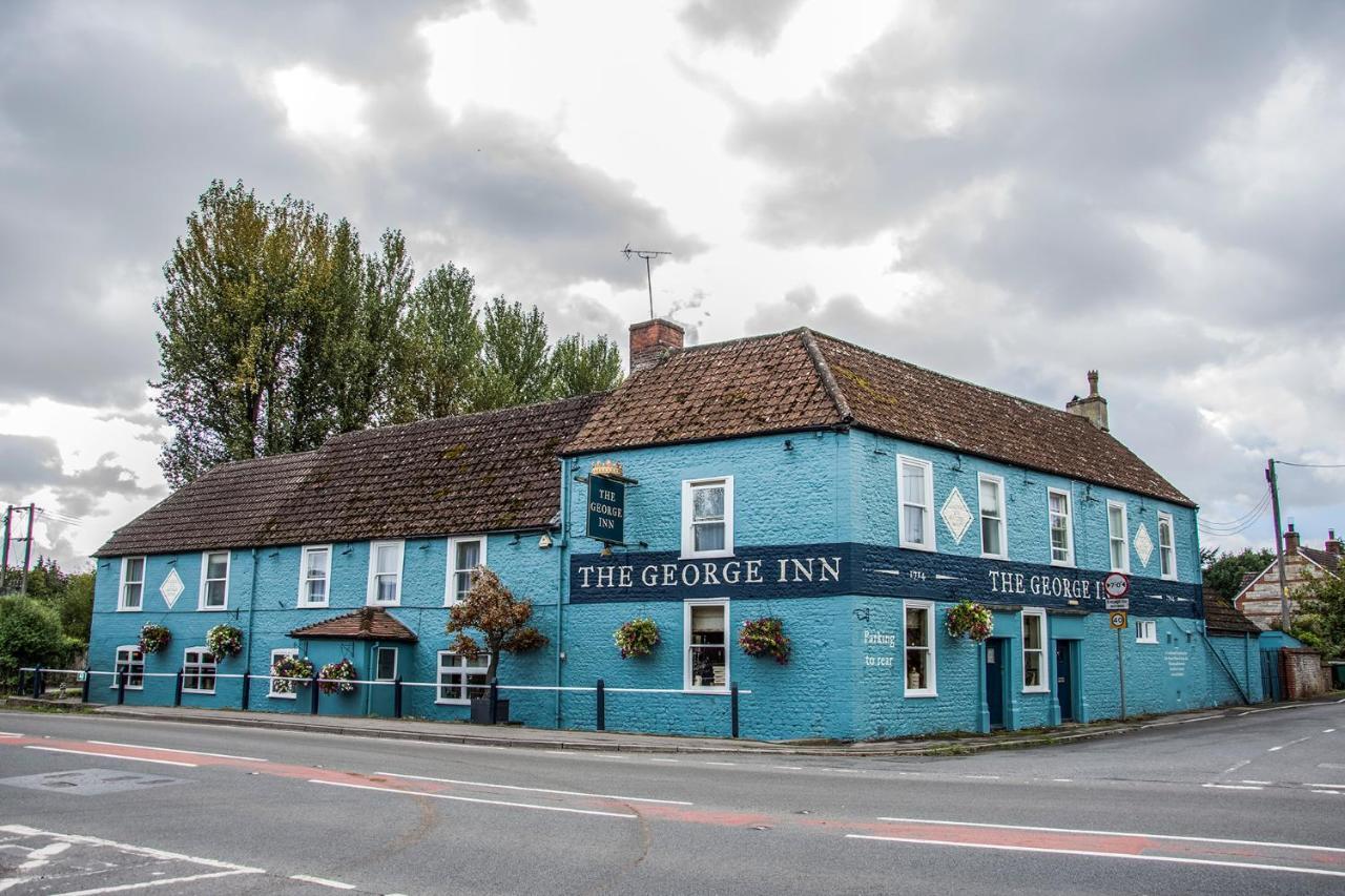 The George Inn Уорминстър Екстериор снимка